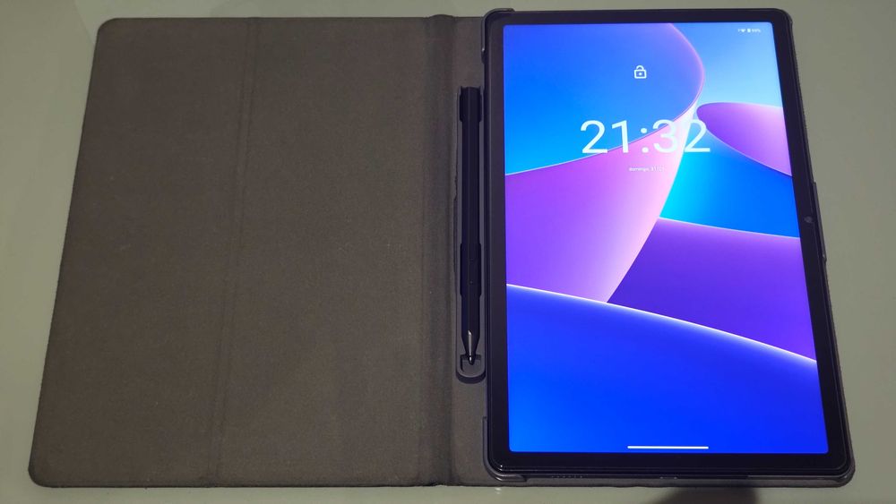 Tablet Lenovo M10 Plus (3ª geração) + Precsion Pen 2 + Folio