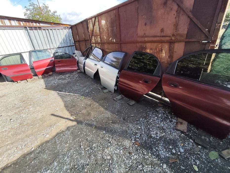 Двери на daewoo lanos daewoo sens Део Ланос,Сенс