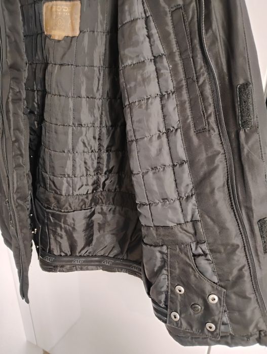 Męska kurtka zimowa 4F rozmiar M narciarska