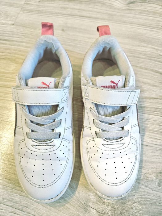 Buty sportowe Puma rozm. 32