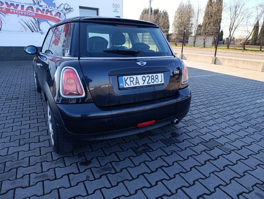 Mini Cooper  One 1.4 benzyna 2007r wersja 2