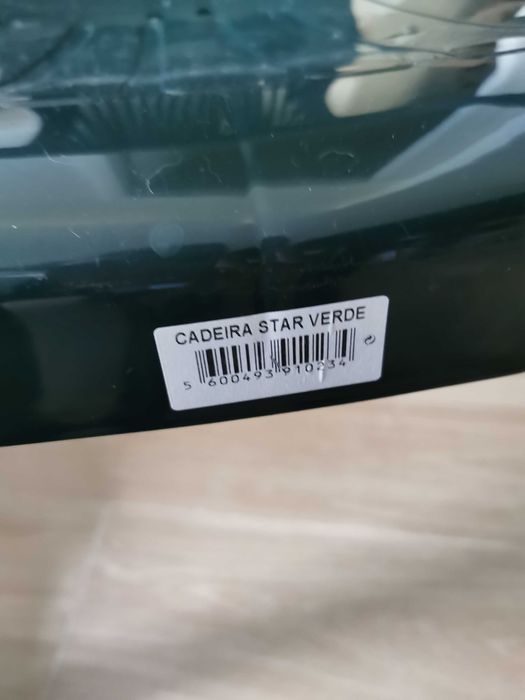 Mesa de jardim com cadeiras