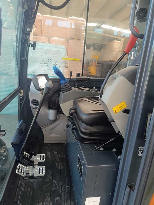 Giratória Kubota Lonking CDM6035