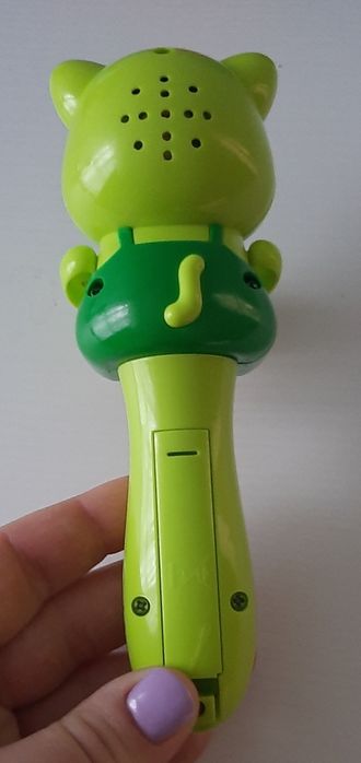 Розвиваюча іграшка-брязкальце Котик для малюків