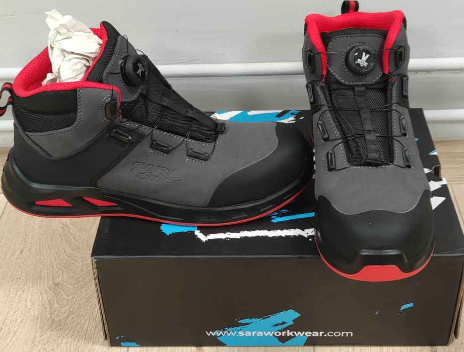 Nowe buty robocze SARA roz.43