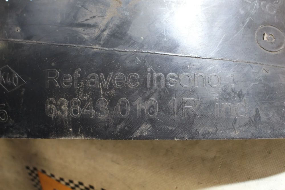 Cava roda frente esquerda RENAULT Megane III (BZ0_)