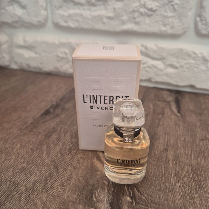 Мініатюрка Givenchy