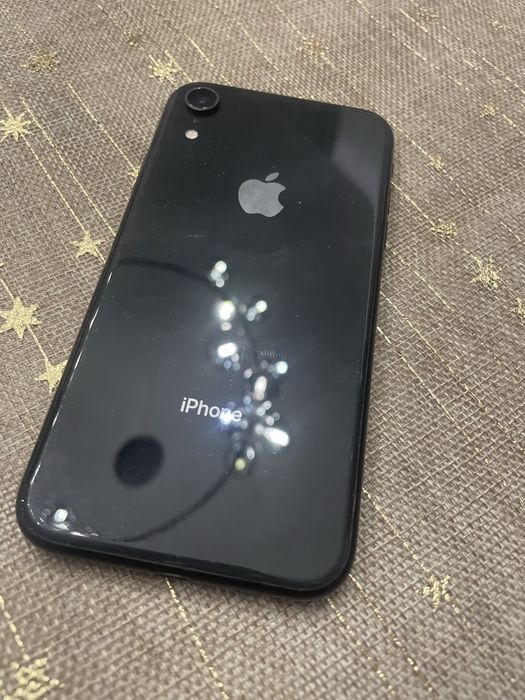 Продам iPhone XR 128 GB