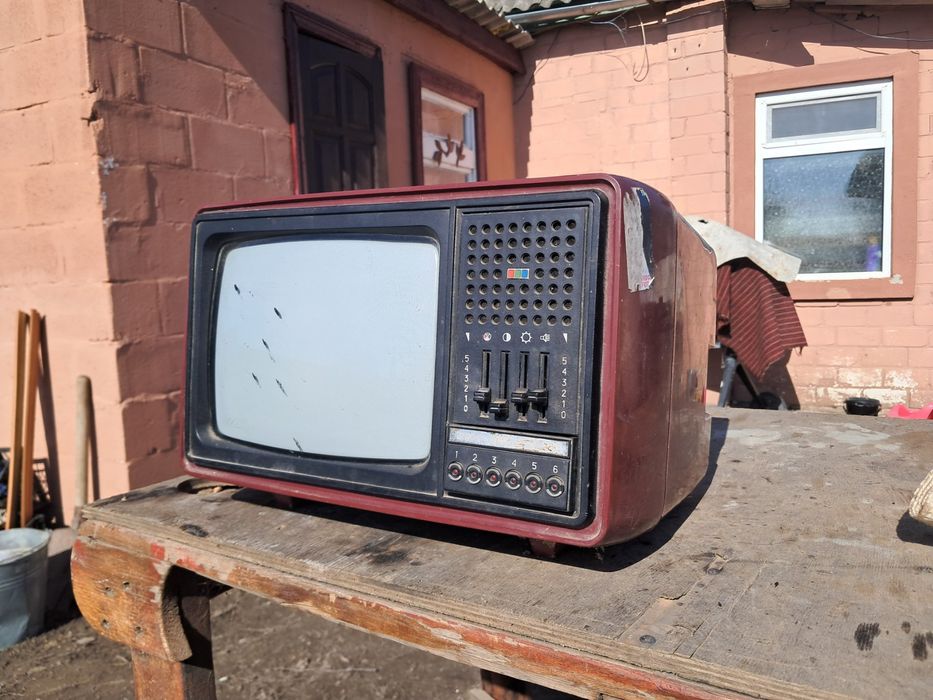 Продам телевізор Юность 603