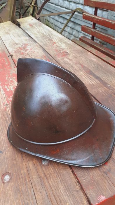 Hełm strażacki przedwojenny z mosiądzu bardzo ładny stan do nagrań fil