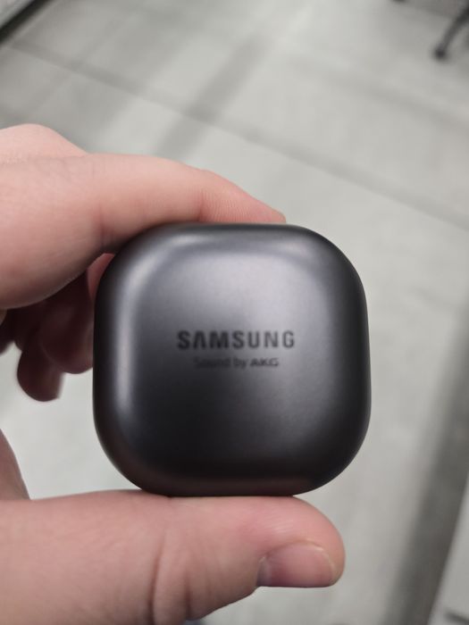 Sluhawki  samsung buds live