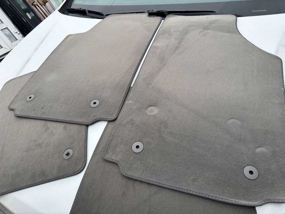 AUDI A6 новые ковры Оригинальные  текстильные Коврики GERMANY