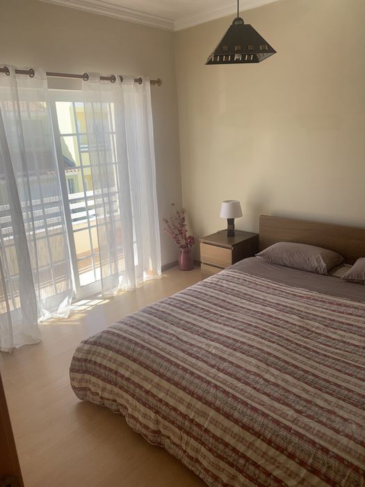 Moradia em Azeitao com piscina (mês)