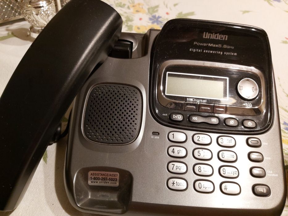 Telefon  stacjonarny unident TRU 9488 na kablu i bezprzewodowy