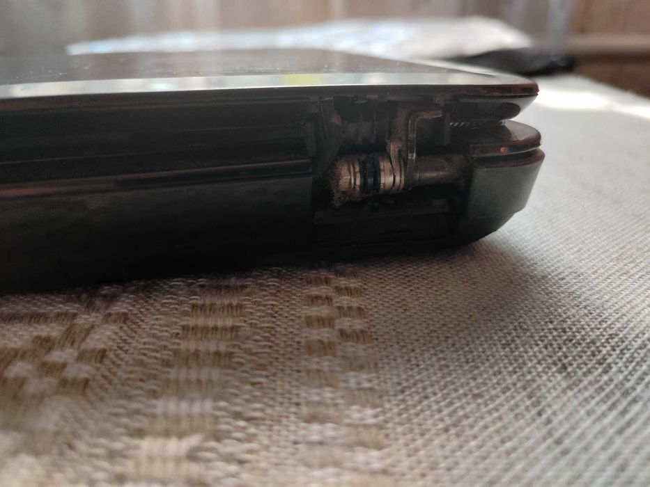 Ноутбук HP Pavilion g7-2112sr вівдновлення або запчастини