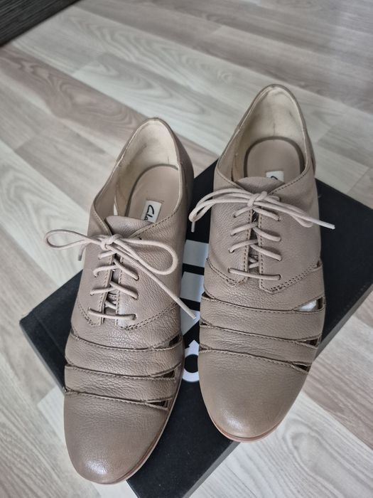 Półbuty, skorzane Clarks rozm. 37,5