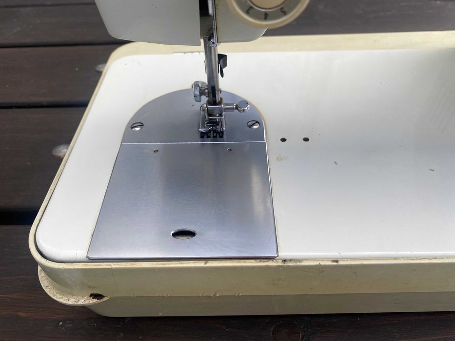 швейна машинка Adlerina 240A( з Німеччини)