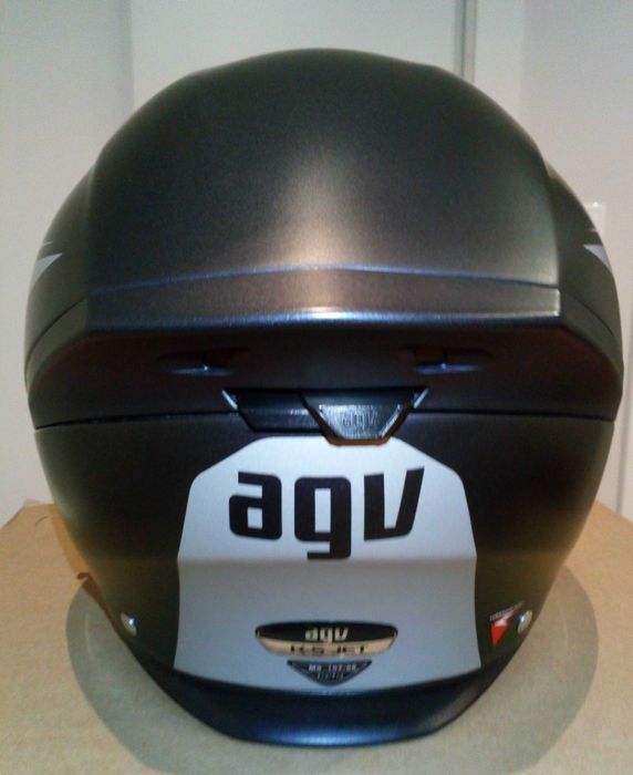 Capacete K5 jet, da AGV