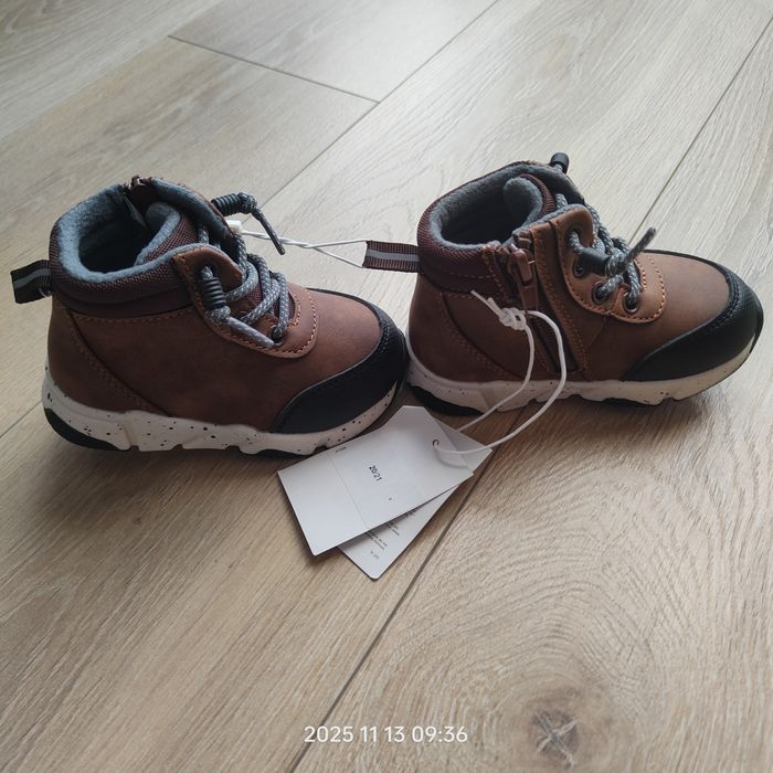 Buty dziecięce nowe 20/21 NOWE