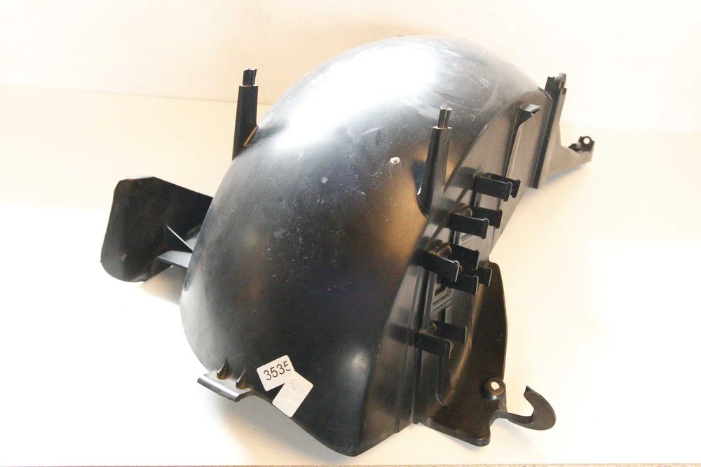 3535 Błotnik nadkole tył wypełnienie 01-05 Honda Goldwing GL 1800