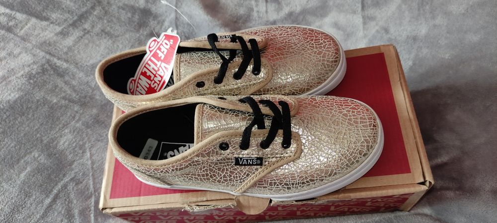 Детские Нові дитячі vans cracked leather cold розмір 31