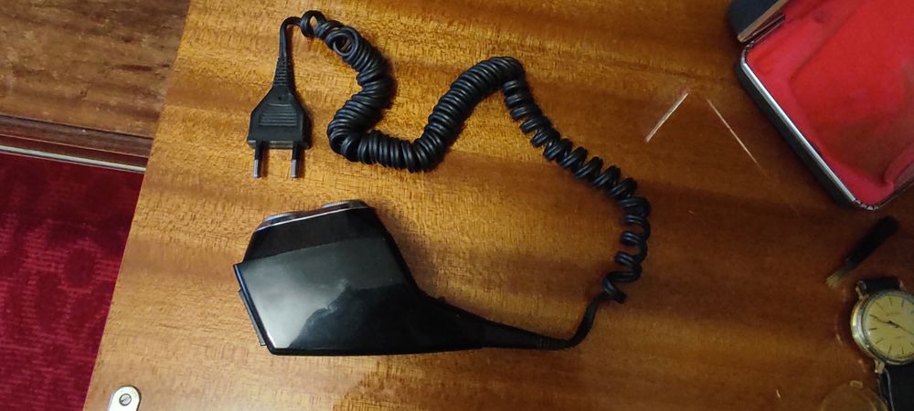 Электрическая бритва