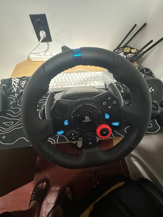 Продам руль Logitech g29 SE
