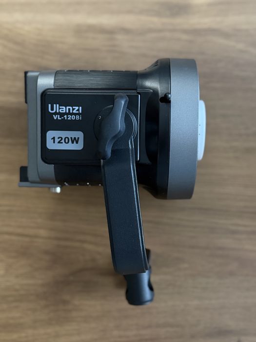 Lampa LED ULANZI VL-120BI, 2700-6500K, mocowanie Bowens
