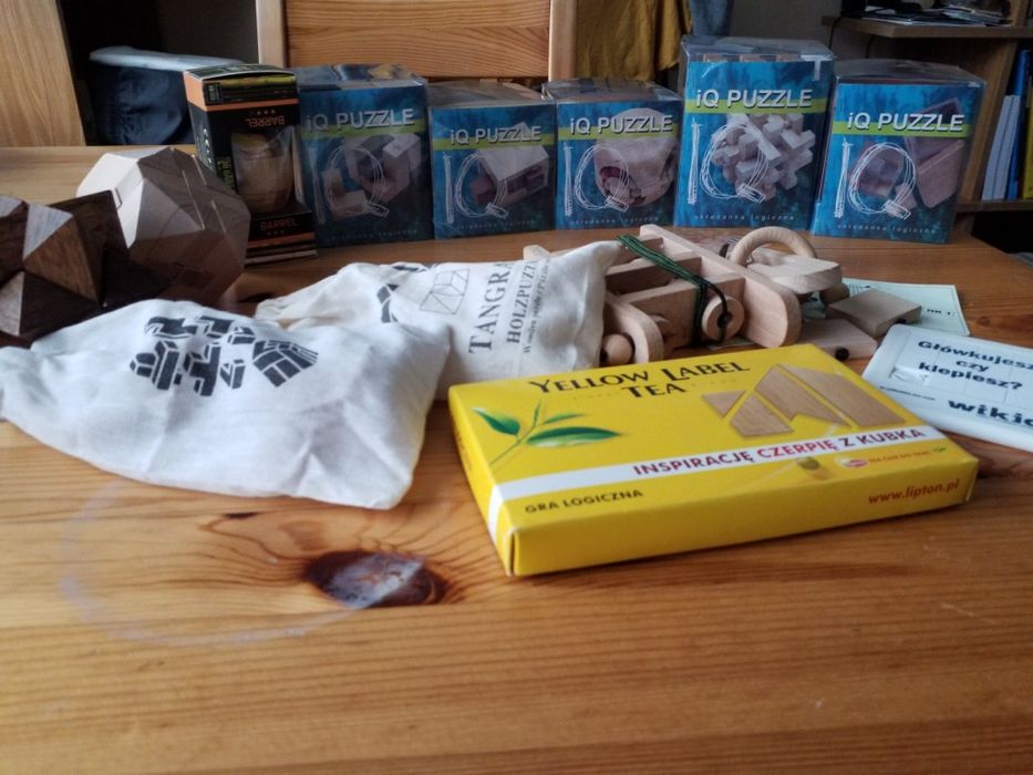 Układanki logiczne z drewna, gry drewniane IQ Puzzle
IQ Puzzle