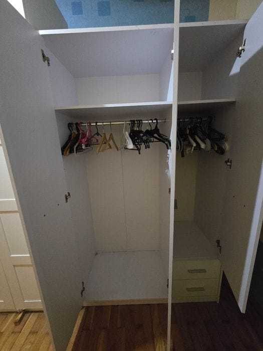 Biała nowoczesna szafa BRW