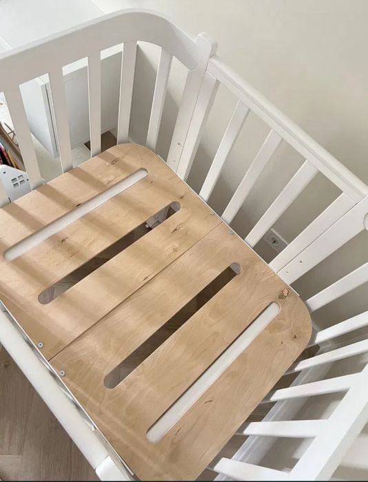 Дитяче ліжко. Люлька.