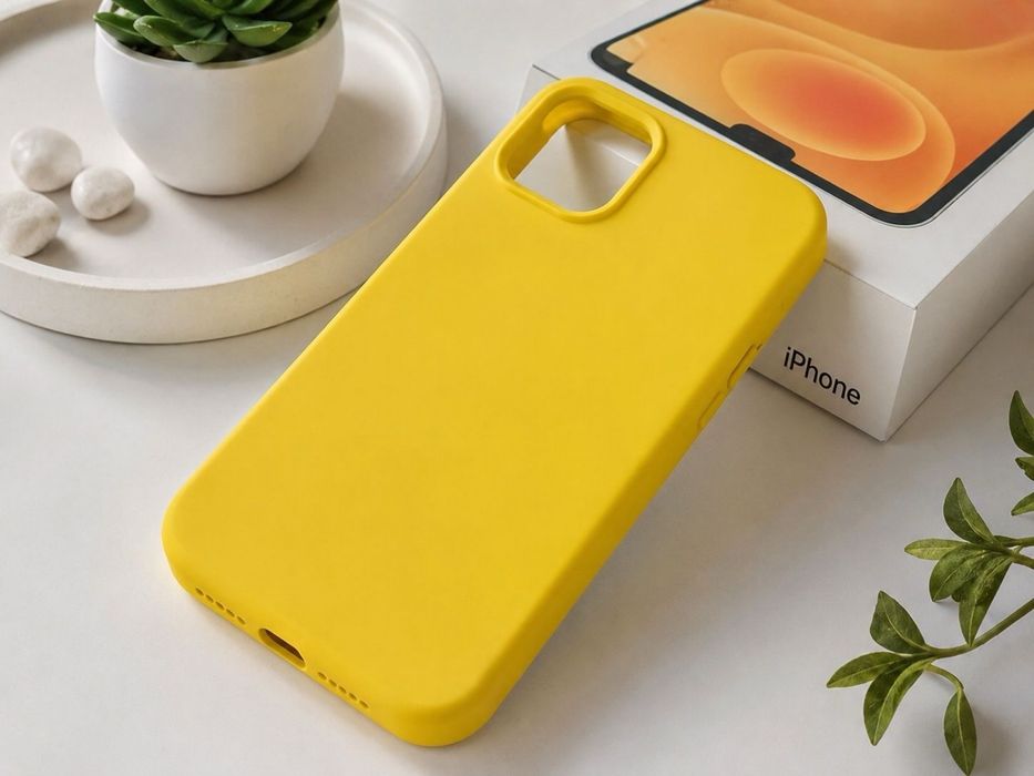 Чехол силиконовый для iPhone 12 Pro Max желтый микрофибра