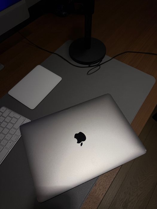MacBook Pro 13” M1 2020 / 8 GB / W pełni sprawny