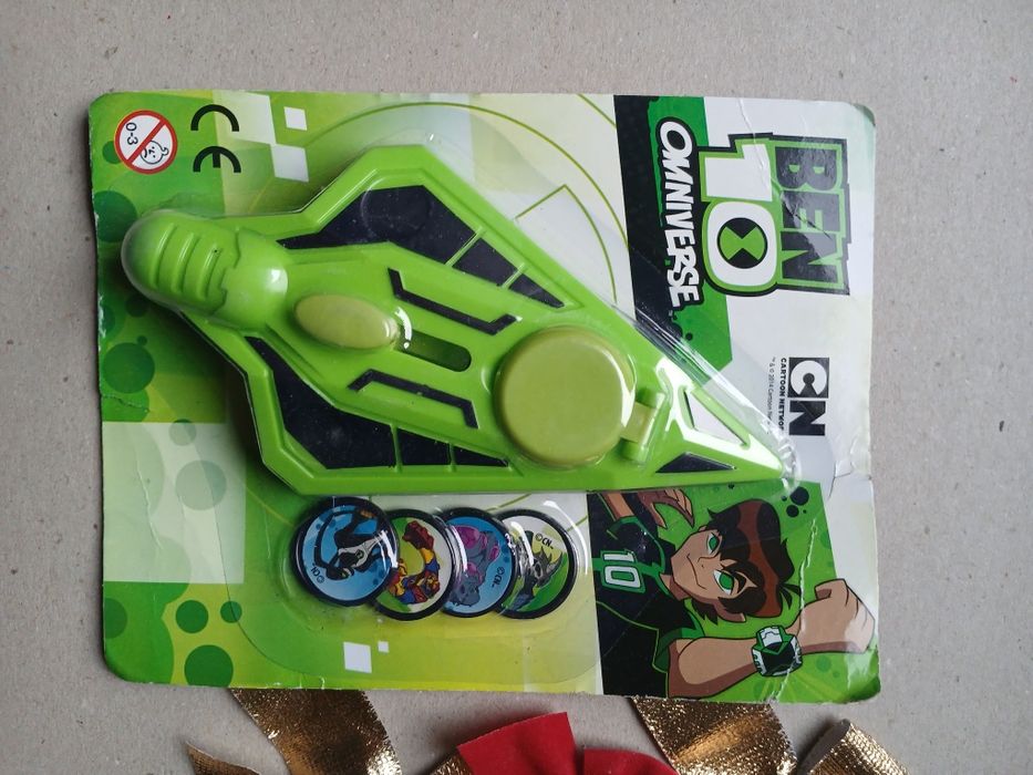 Ben 10 wyrzutnia dyski zestaw