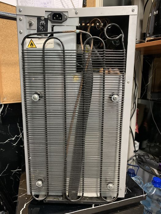 Lodowka  - Red  Bull