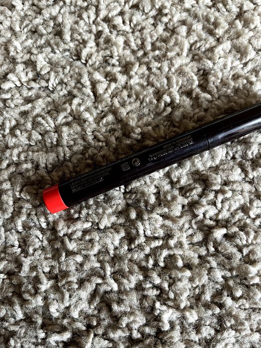 Laura Mercier Velour Extreme Matte Fire pomadka szminka do ust