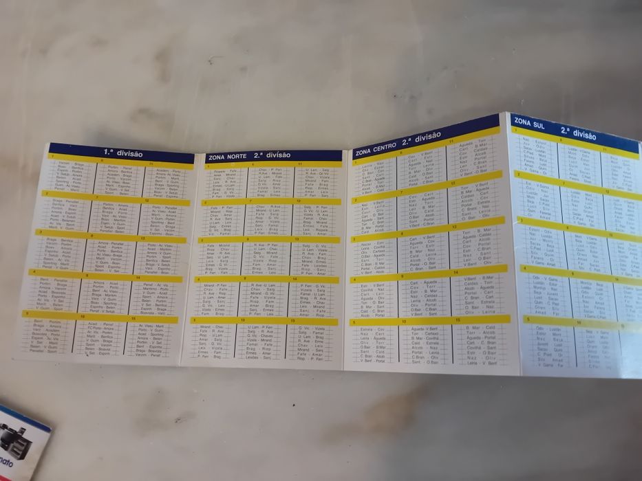 Conjunto de 3 Calendários de Futebol Antigos