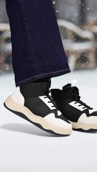 Кросівки жіночі зимові