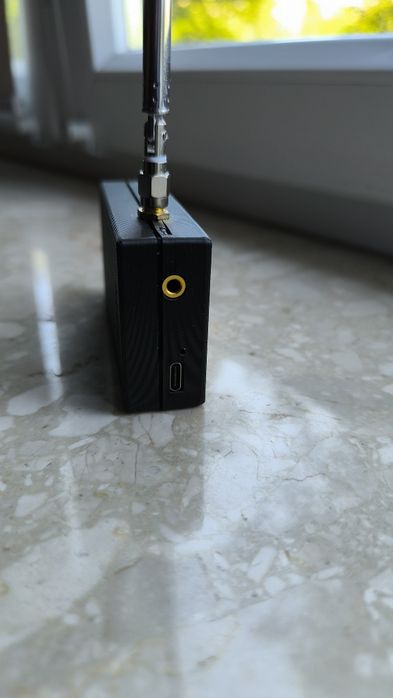 Mini Radioodbiornik TEF 6686.