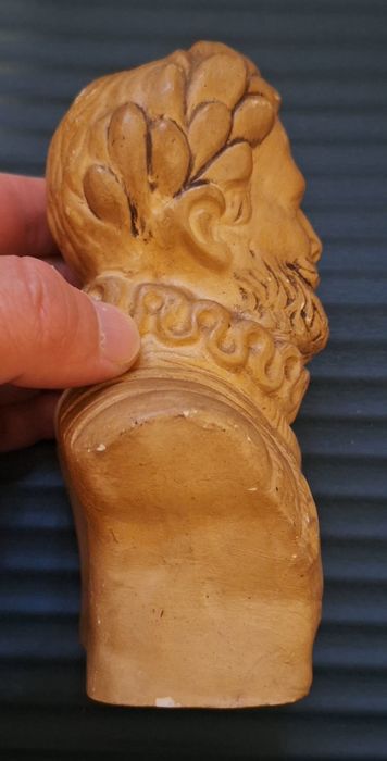 Busto Luís Vaz de Camões