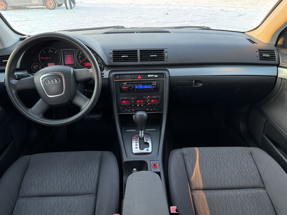 Audi a4b7 2.0tdi Автомат