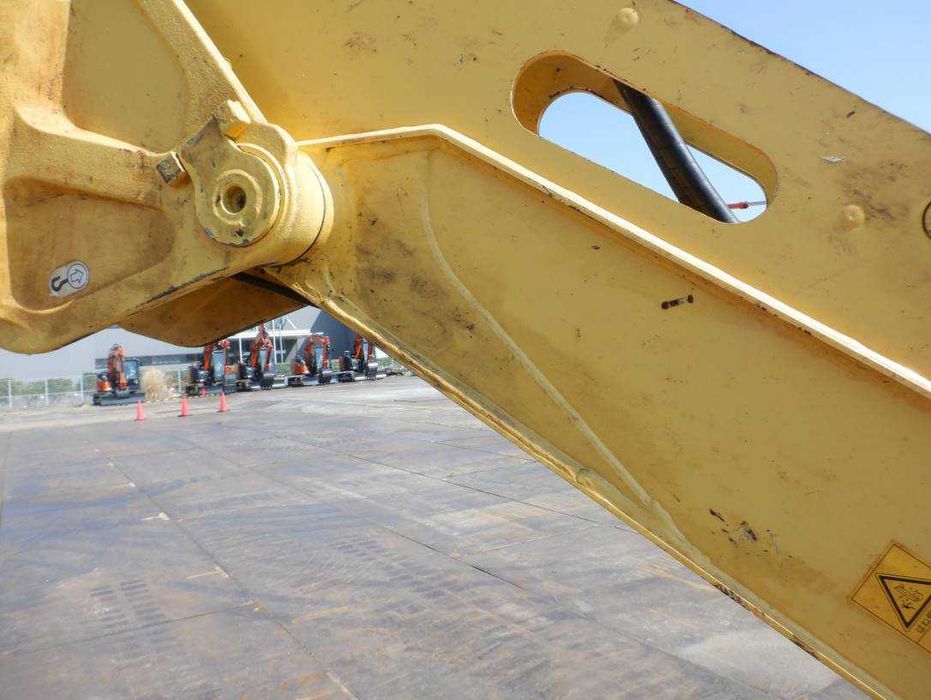 Экскаватор гусеничний YANMAR B60U