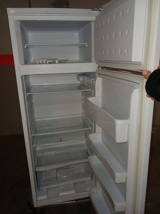 Frigorífico em bom estado
