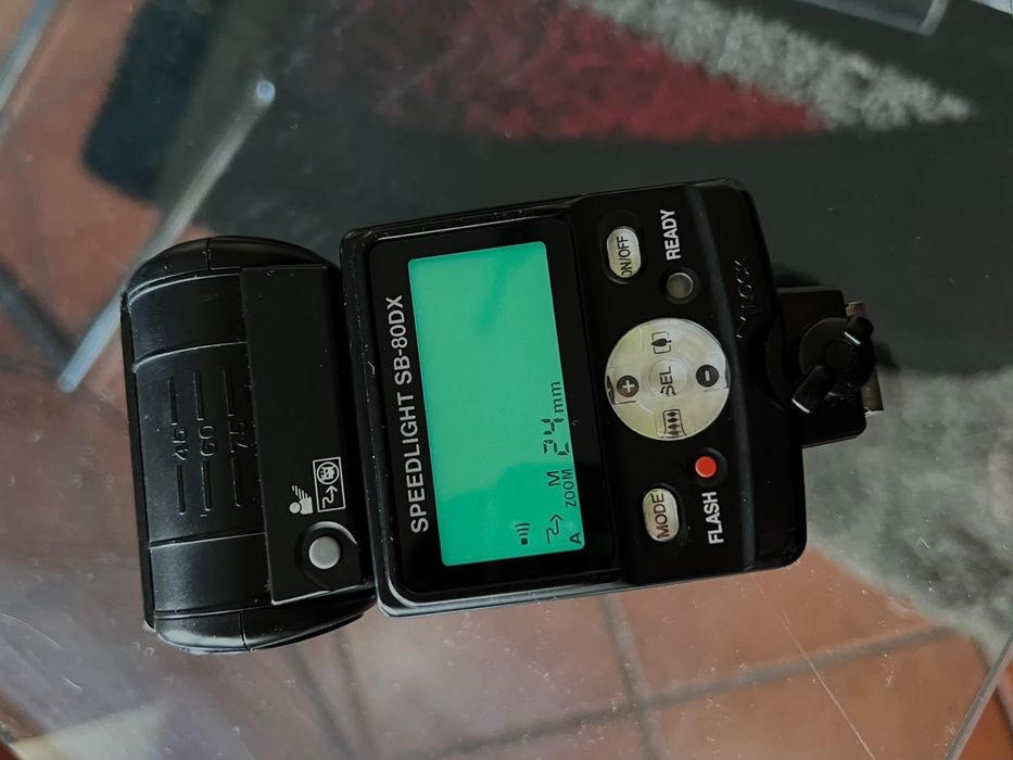 Nikon Speedlight SB-80DX | Flash