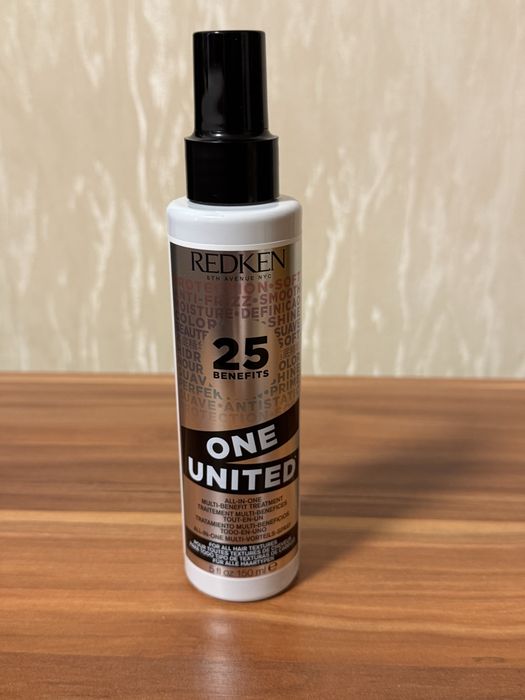Redken One United  мультифункціональний догляд  для волосся.Ще є в наявності кондиціонер Redken.