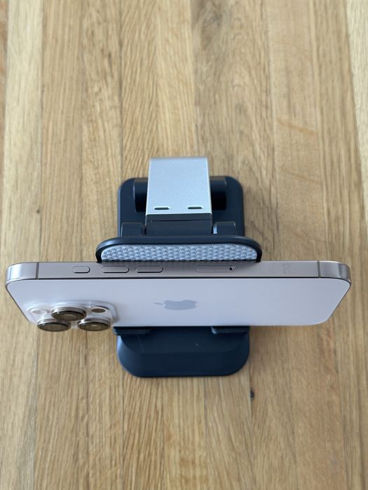 iPhone 16 Pro Desert Titanium jak nowy!