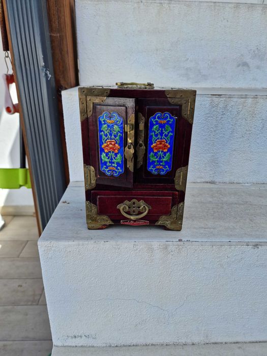 Guarda Joias Raríssimo