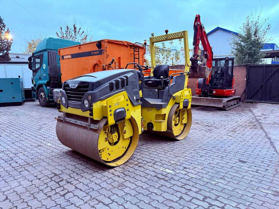 Продам каток дорожній HAMM HD14