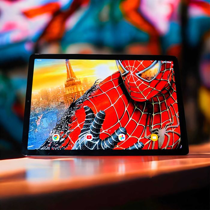 Планшет Samsung Galaxy Tab тонкий, ігровий, стан супер