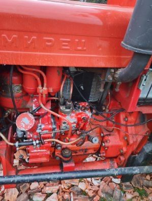 Wladimirec traktor T25